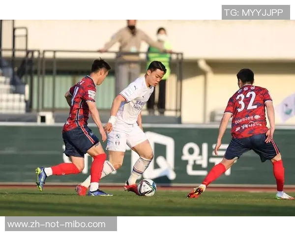 6月18日亚冠焦点战恒大对决鲁能全程直播精彩不容错过